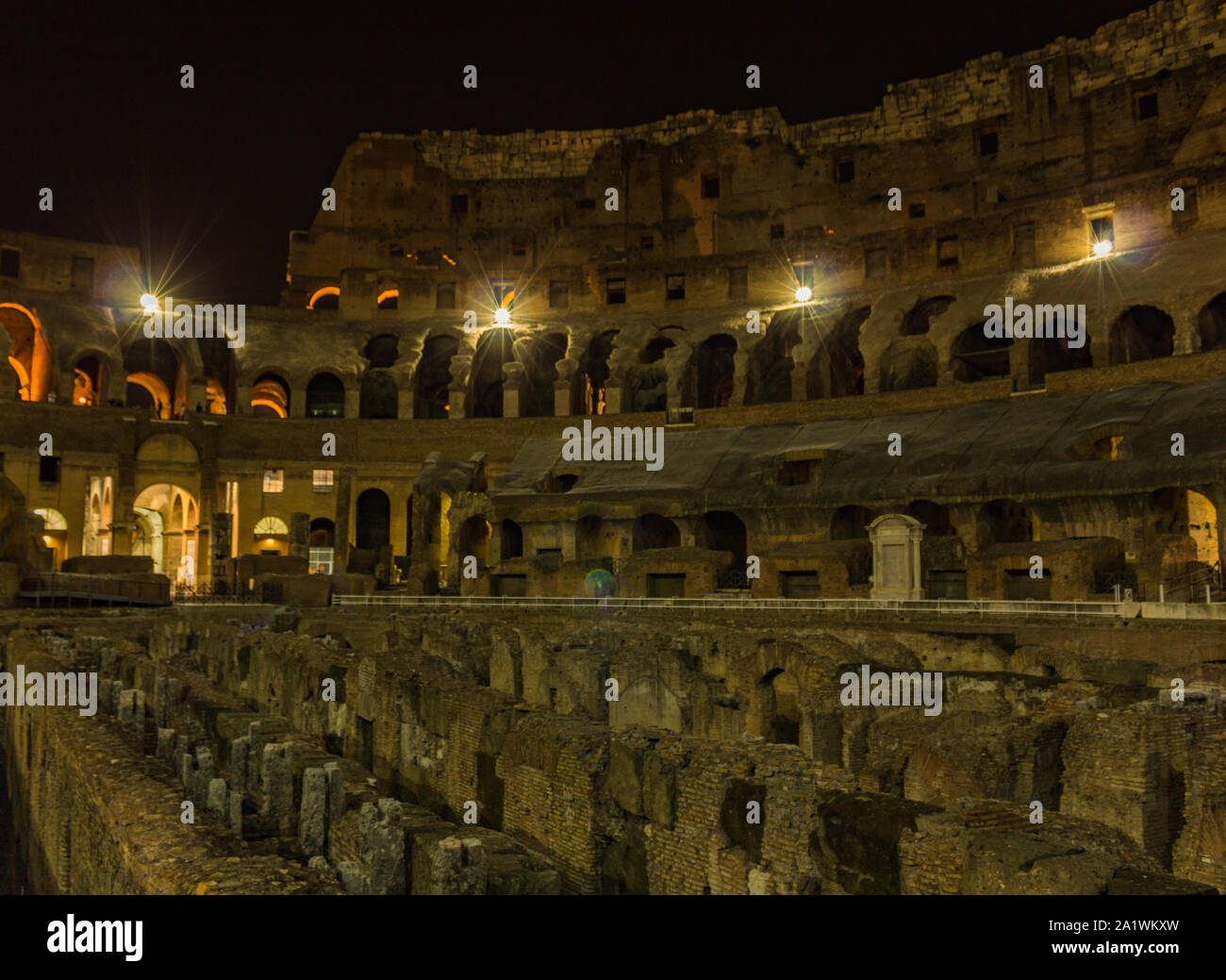Colisée, Rome de nuit Banque D'Images