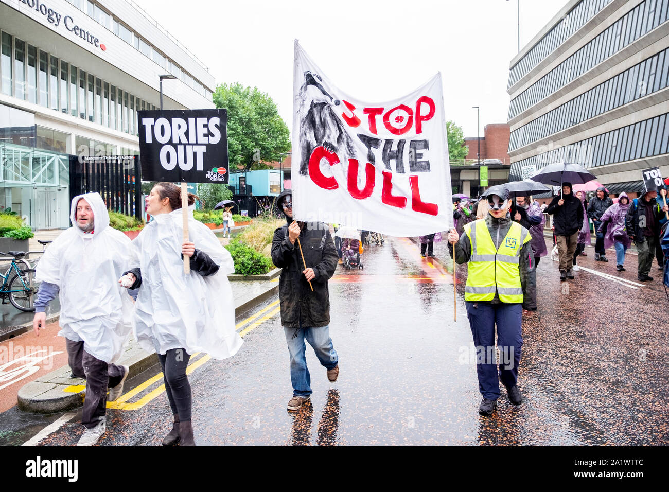 Manchester, UK. 29 septembre 2019. Rejeter Brexit, défendre notre démocratie - une collaboration entre Manchester pour l'Europe et en mars pour le changement et l'Assemblée du peuple contre l'austérité organiser une démonstration à la séparer du parti conservateur qui a eu lieu à Manchester, au Royaume-Uni 2019-09-29 © Gary Mather/Alamy Live News Banque D'Images