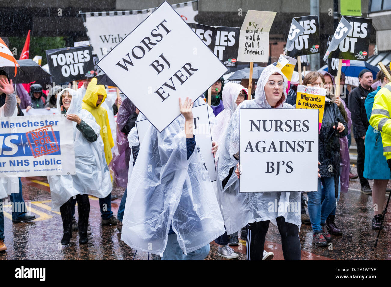 Manchester, UK. 29 septembre 2019. Rejeter Brexit, défendre notre démocratie - une collaboration entre Manchester pour l'Europe et en mars pour le changement et l'Assemblée du peuple contre l'austérité organiser une démonstration à la séparer du parti conservateur qui a eu lieu à Manchester, au Royaume-Uni 2019-09-29 © Gary Mather/Alamy Live News Banque D'Images