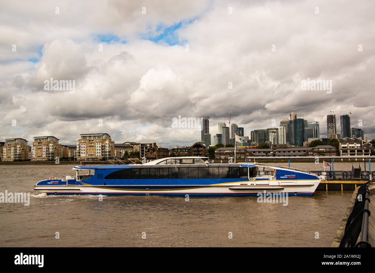 Le Jupiter 37 FleetMon,, sur la R.dompte. Banque D'Images