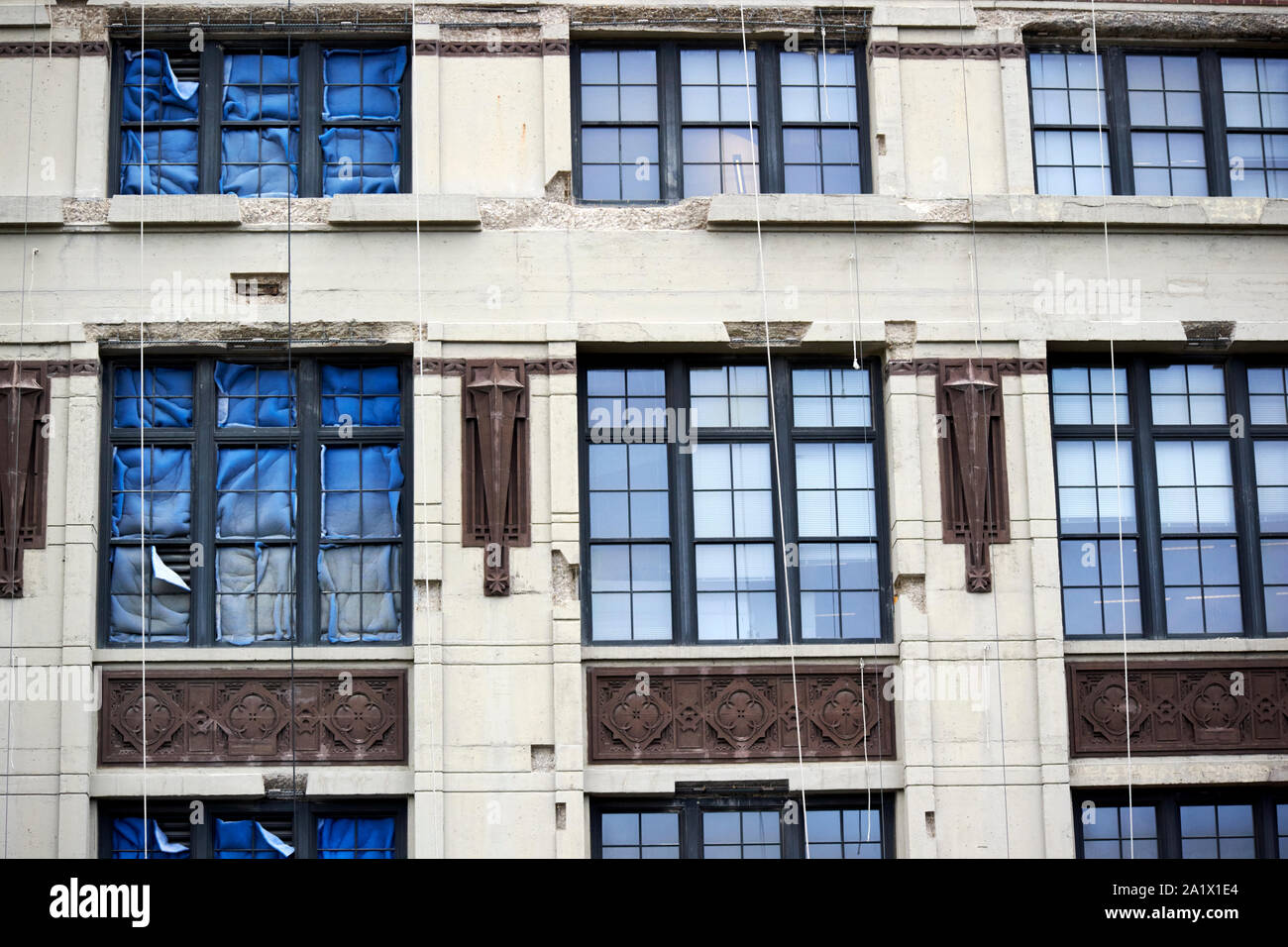 Les fenêtres et les détails architecturaux du bâtiment Montgomery Ward complexe entreprise de Chicago, dans l'Illinois, États-Unis d'Amérique Banque D'Images