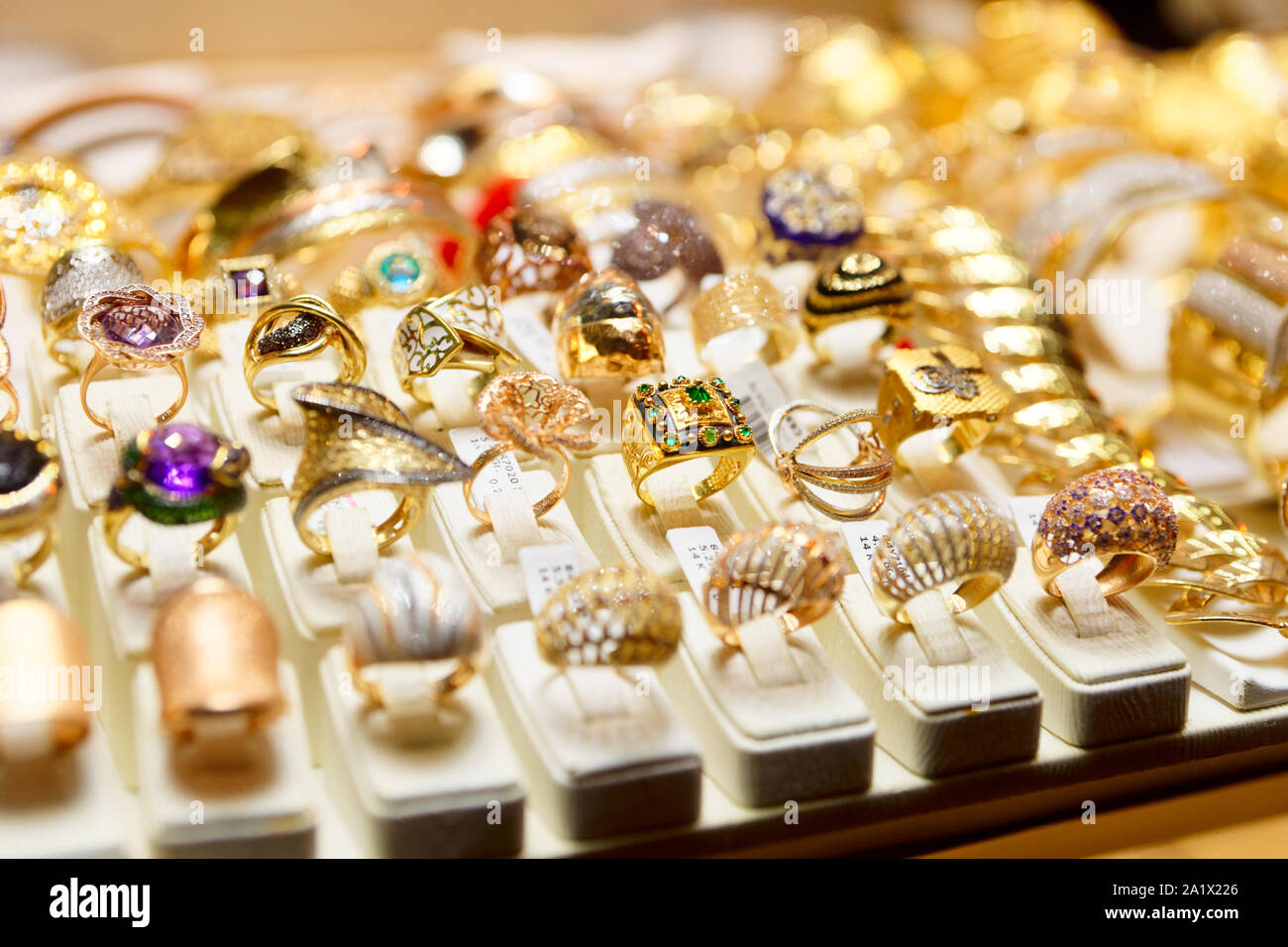 Marché de bijoux à Istanbul, Turquie Photo Stock - Alamy