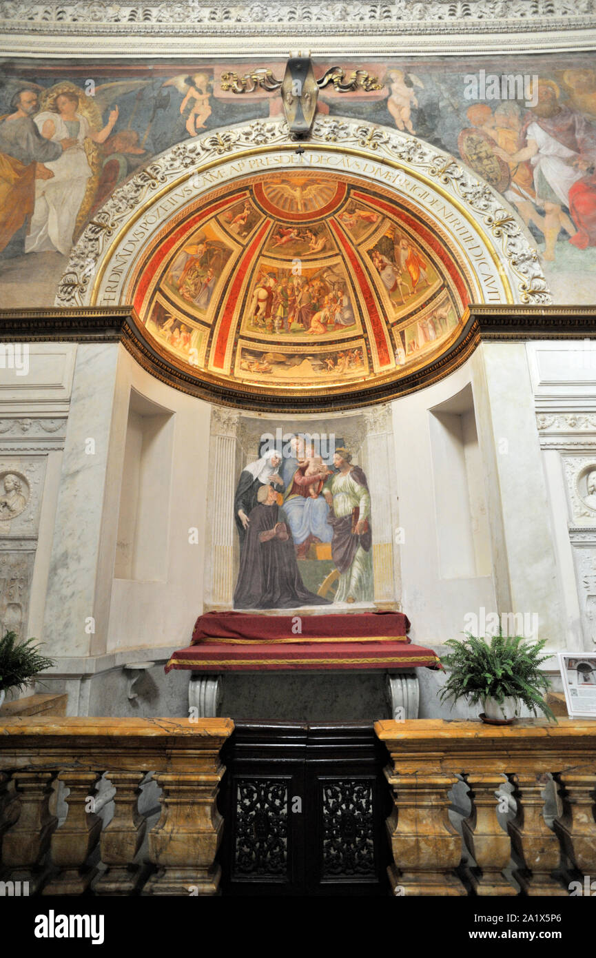 Italie, Rome, église Santa Maria della Pace, Cappella Ponzetti avec fresques de Baldassarre Peruzzi Banque D'Images