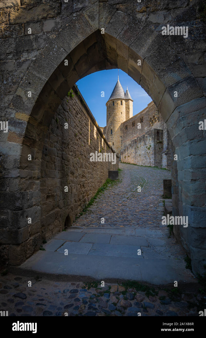 Carcassonne est une ville fortifiée française dans le département de l'Aude, dans la région d'Occitanie. Banque D'Images