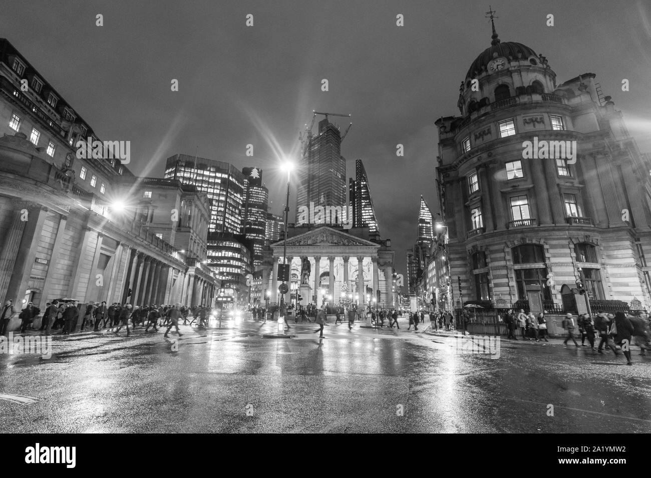 La jonction de route à Banque d'Angleterre et Royal Exchange Banque D'Images