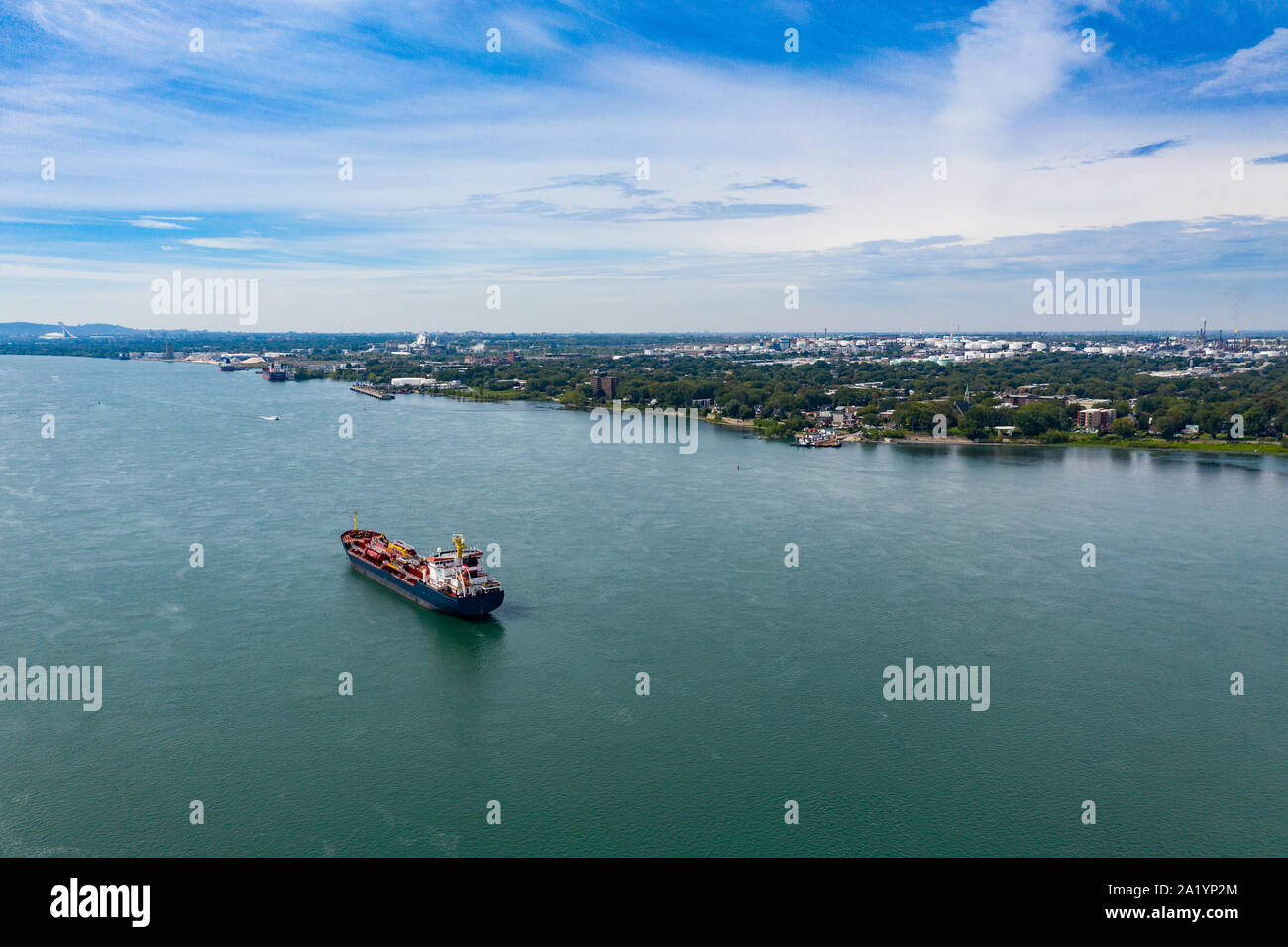 Transporteur de produits chimiques et pétrolières ancré au port de Montréal dans le fleuve Saint-Laurent. Banque D'Images