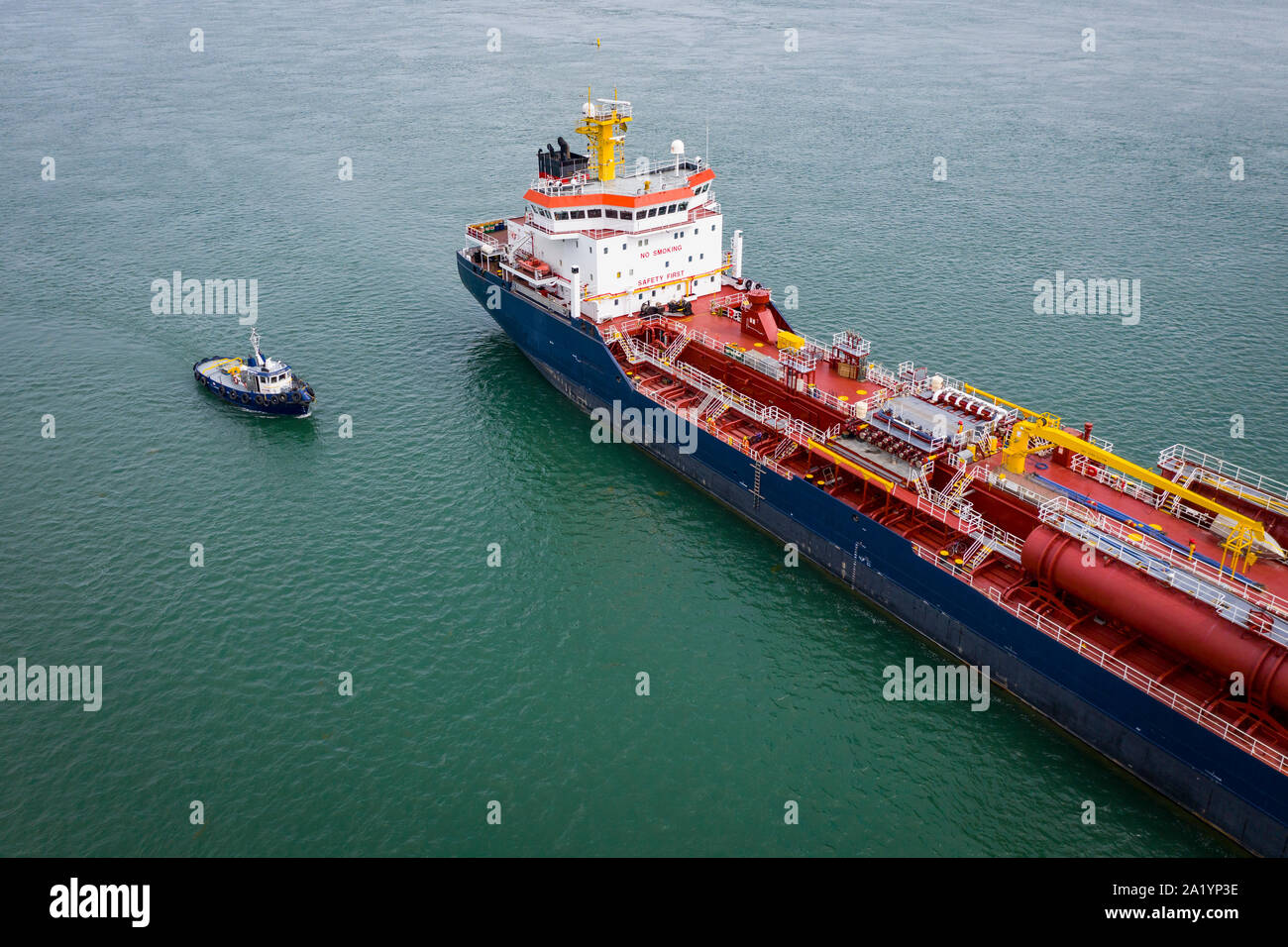 Transporteur de produits chimiques et pétrolières ancré au port de Montréal dans le fleuve Saint-Laurent. Banque D'Images
