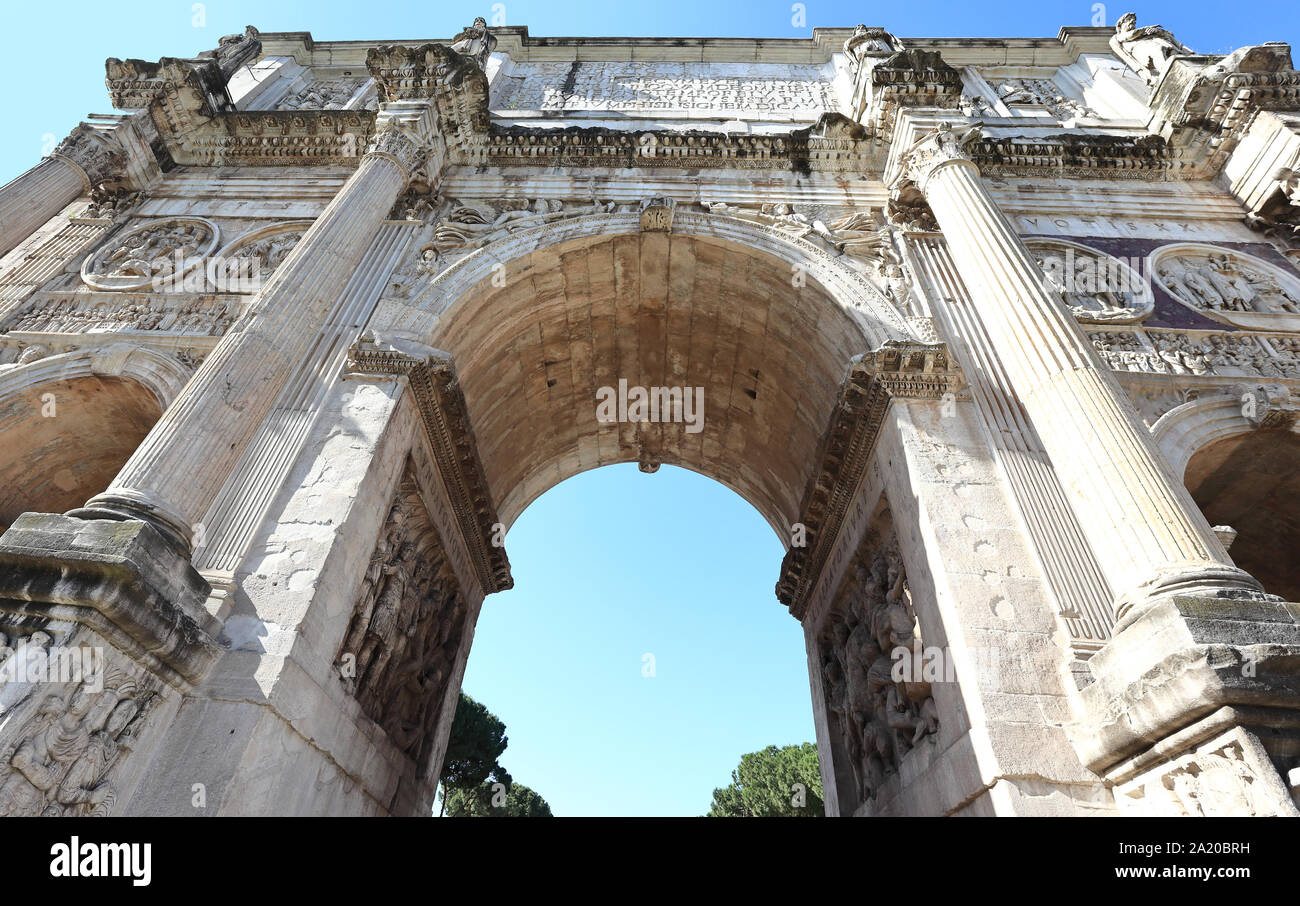 L'Arc de Constantin, Rome - Italie Banque D'Images