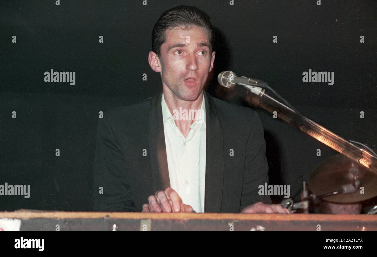 Mal de gorge Nouvelle Vague groupe jouant 'live' c1980 Chant : Justin Ward basse : Dan : Claviers Fleurs Fleurs Matthieu Guitare : Reid Savage Drums : Clive Kirby maux de gorge était un groupe punk / new wave de Highgate, Londres, Angleterre, créée en 1975, produisant 1 album en 1980, plus tôt que vous le pensez, sur le label Dureco et six singles. Photo par Tony Henshaw Archive Banque D'Images