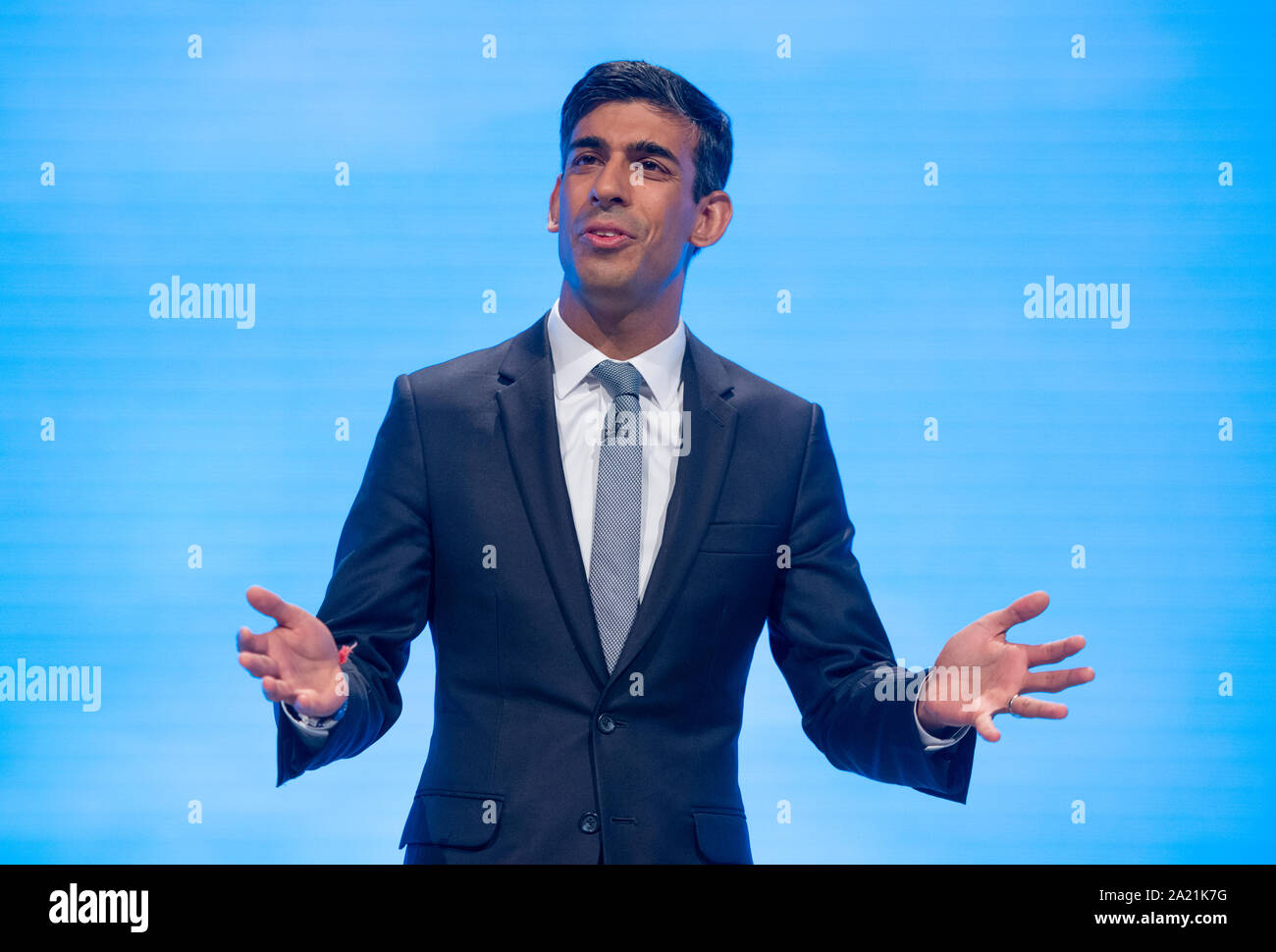 Manchester, UK. Sep 30, 2019. Rishi Sunak, Secrétaire en chef au Conseil du Trésor et député de Richmond parle lors de la deuxième journée du congrès du parti conservateur à Manchester. Credit : Russell Hart/Alamy Live News Banque D'Images