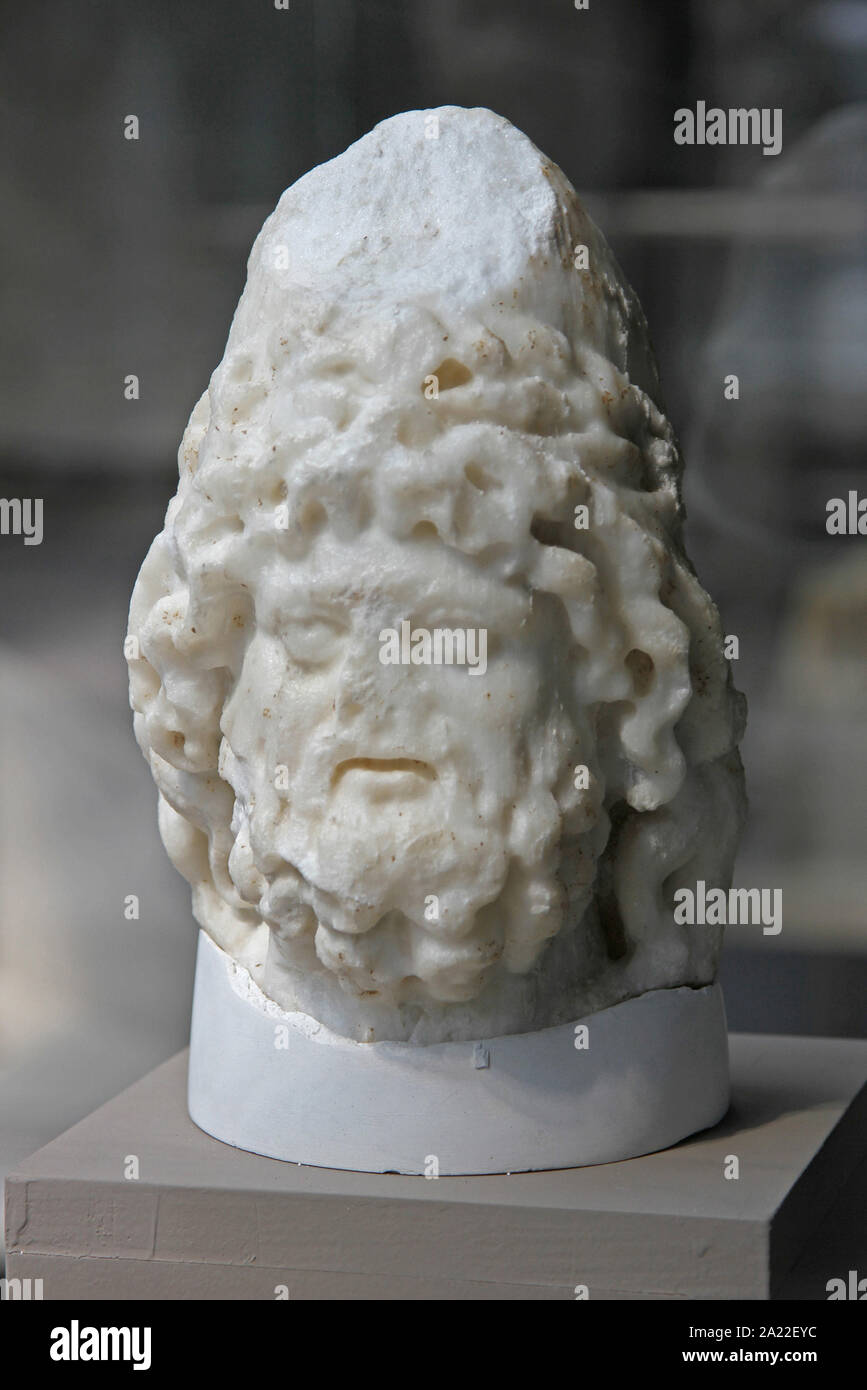 Tête buste en marbre romain, Musée Archéologique National Djerdap, Beograd, Serbie. Banque D'Images