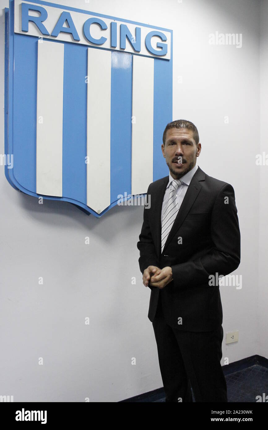 Buenos Aires, Argentine - 21 juin 2011 - Diego Simeone est le nouvel entraîneur du Racing Club de Avellaneda Banque D'Images