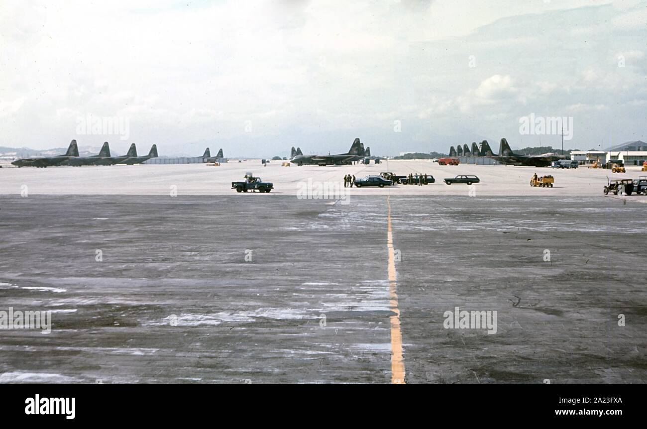 États-unis d'Vietnam-Krieg / Guerre du Vietnam - USAF United States Air Force C-130A Hercules Lockheed Banque D'Images