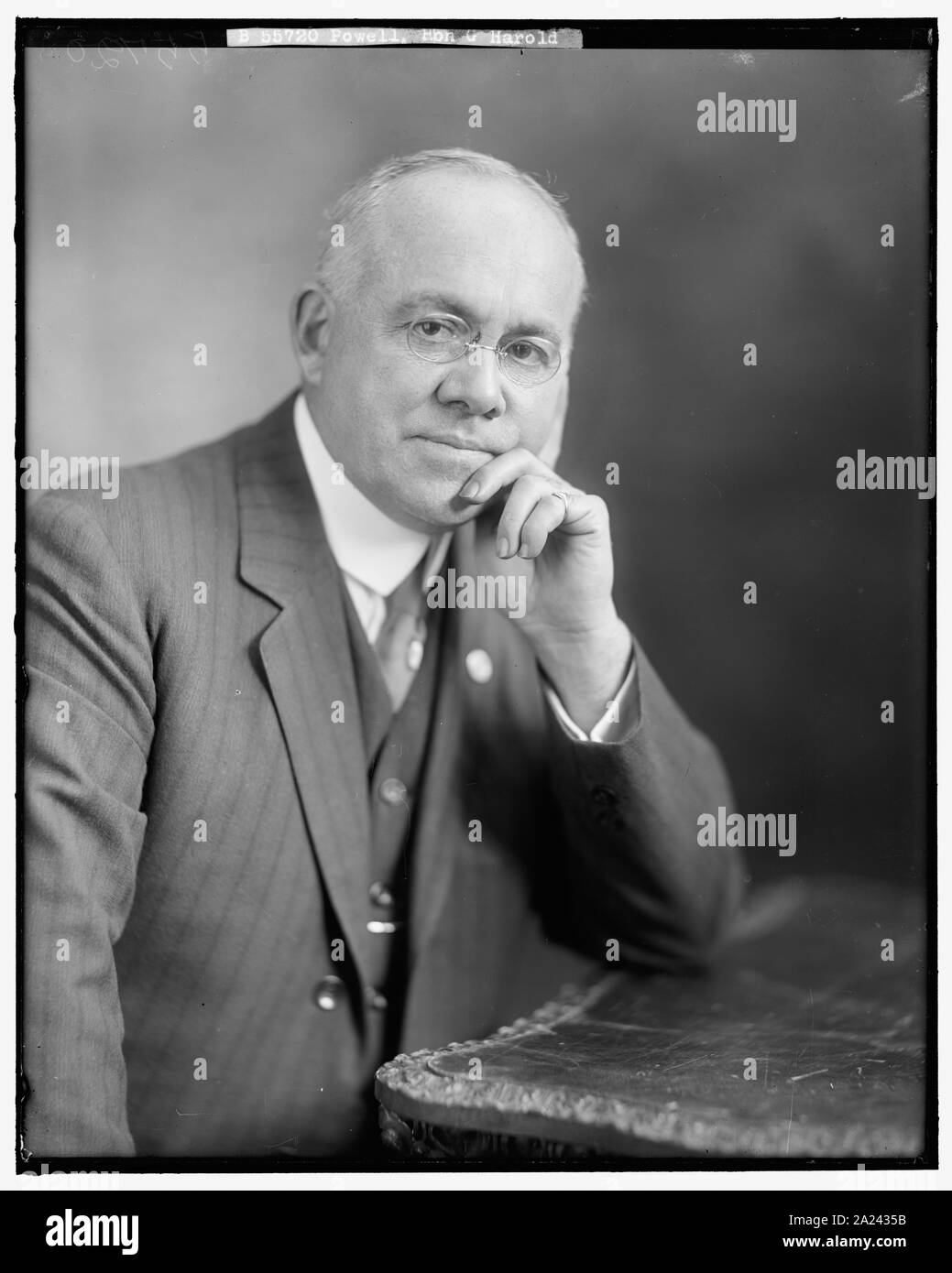 POWELL, G. HAROLD. Honorables Banque D'Images