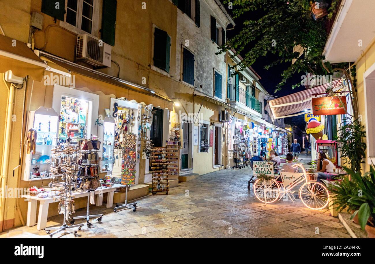 Bancasan ville et port de nuit Paxos Grèce Banque D'Images