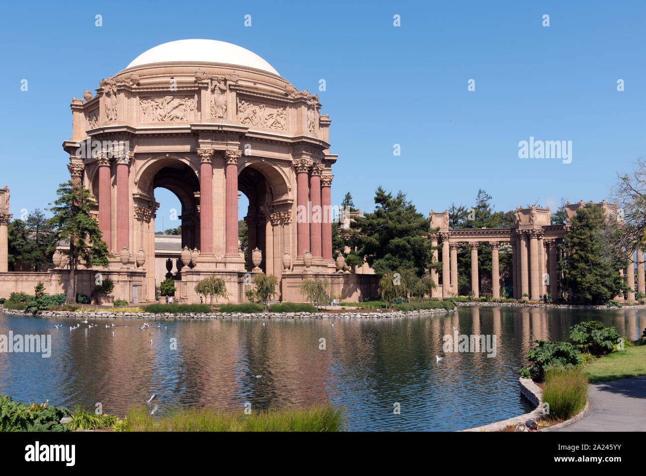 Palace of Fine Arts de la Marina de San Francisco, Californie, une structure monumentale a l'origine construit pour l'exposition Panama-Pacific 1915 Banque D'Images