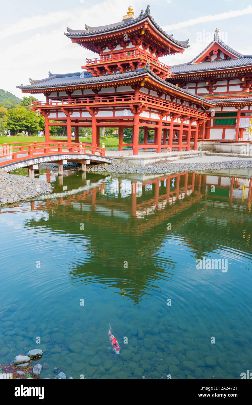 Byodo-in (Phoenix Hall) est un temple bouddhiste dans la ville d'Uji dans la préfecture de Kyoto, Japon, construit à la fin de la période Heian. Elle est conjointement un temple de la Banque D'Images
