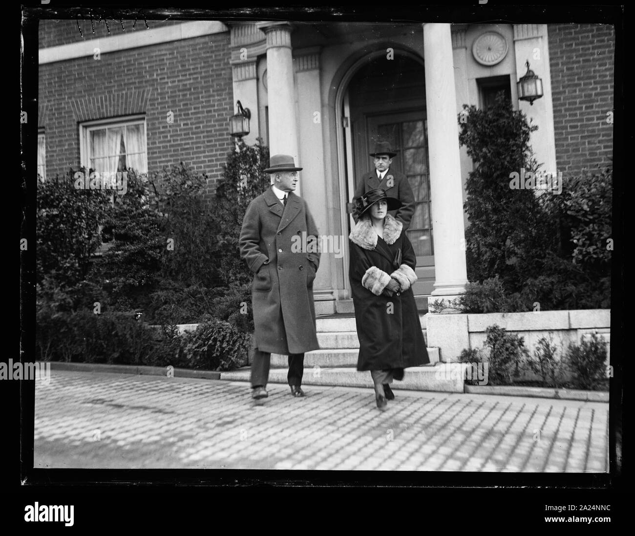 Les gens quittant Woodrow Wilson House, Washington, D.C. Banque D'Images Les gens quittant Woodrow Wilson House, Washington, D.C. Banque D'Images