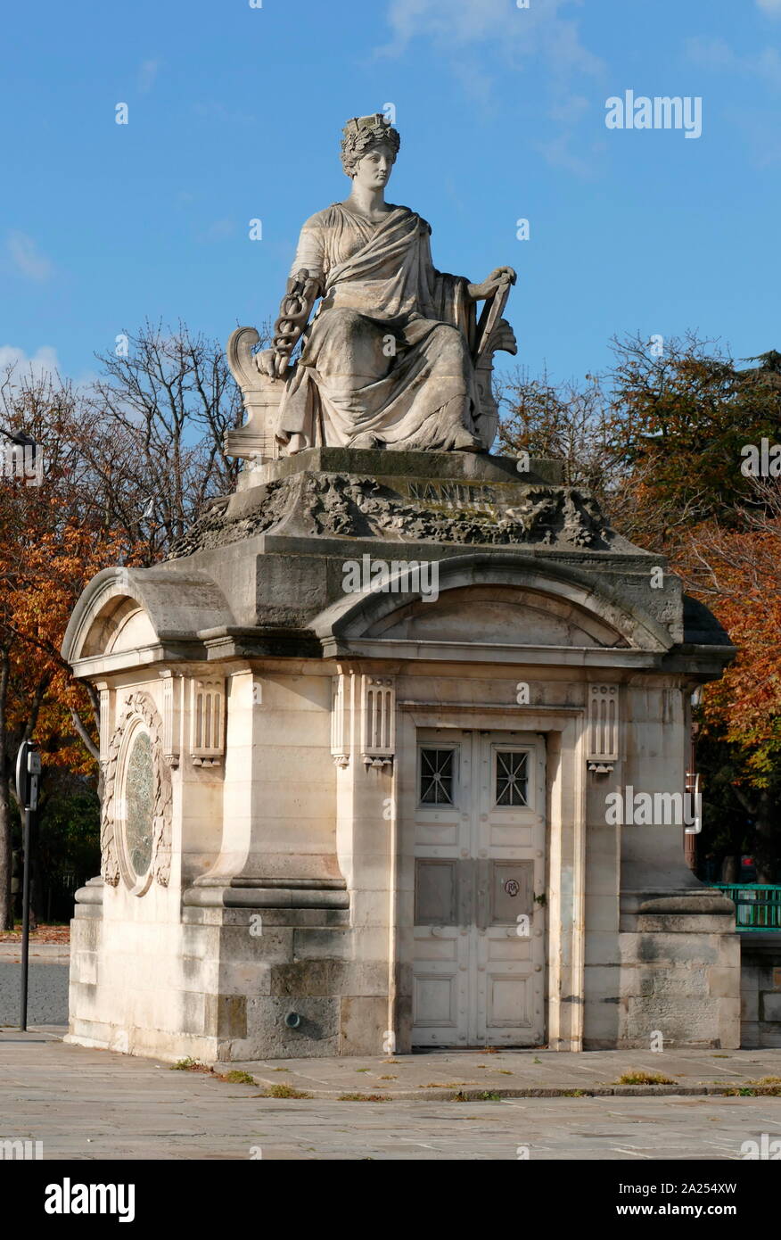 Statue représentant Nantes à la place de la Concorde, Paris, France Banque D'Images
