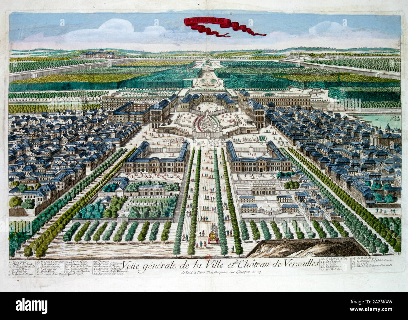 18ème siècle illustration couleur, le château de Versailles (château de Versailles) un château royal à Versailles dans la région Île-de-France de France. Versailles fut le siège du pouvoir politique dans le royaume de France à partir de 1682, lorsque le roi Louis XIV déplacé la cour royale de Paris, jusqu'à ce que la famille royale a été forcé de retourner dans la capitale en octobre 1789, dans les trois mois après le début de la Révolution française. Banque D'Images