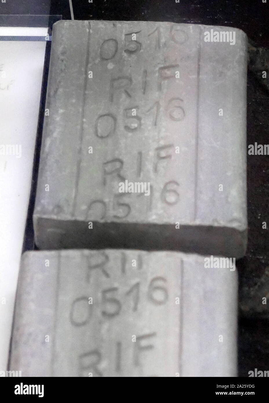 Barres de savon artificielle accordée aux prisonniers dans un camp de concentration avant d'entrer dans la chambre à gaz. Ils ont reçu ces barres de 'soap' pour vendre l'illusion qu'ils allaient d'une douche. Banque D'Images