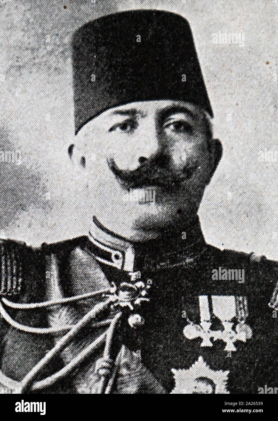 İzzet Ahmed Pasha (1864 - 31 mars 1937), connu comme Furgac Ahmet İzzet après le nom turc de la Loi de 1934, était un général Ottoman pendant la Première Guerre mondiale. Il est également l'un des derniers grands vizirs de l'Empire Ottoman (14 octobre 1918 - 8 novembre 1918) et son dernier ministre des Affaires étrangères Banque D'Images