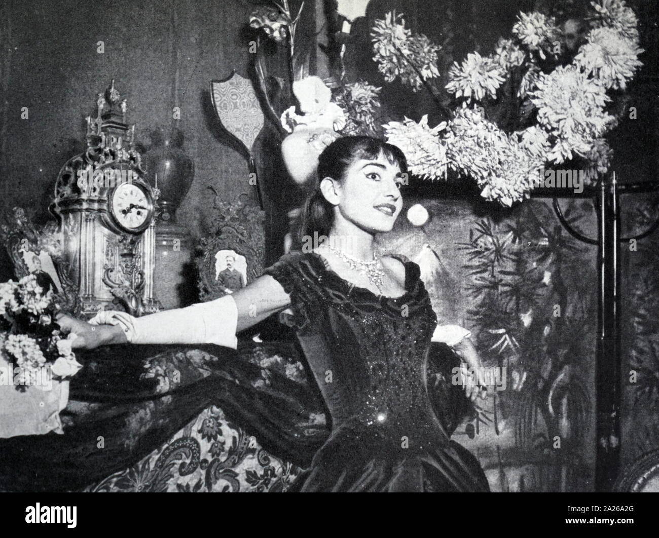 Maria Callas comme Violetta (La Traviatta), à la Scala de Milan, Italie. 1956. Maria Callas, (1923 - 1977), était une soprano grecque. Elle a été l'un des plus célèbres chanteurs d'opéra et