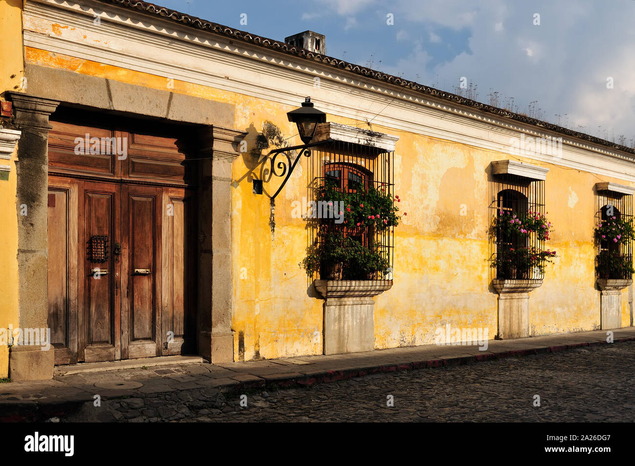 Vue sur la vieille ville d'Antigua au Guatemala, Amérique Centrale Banque D'Images