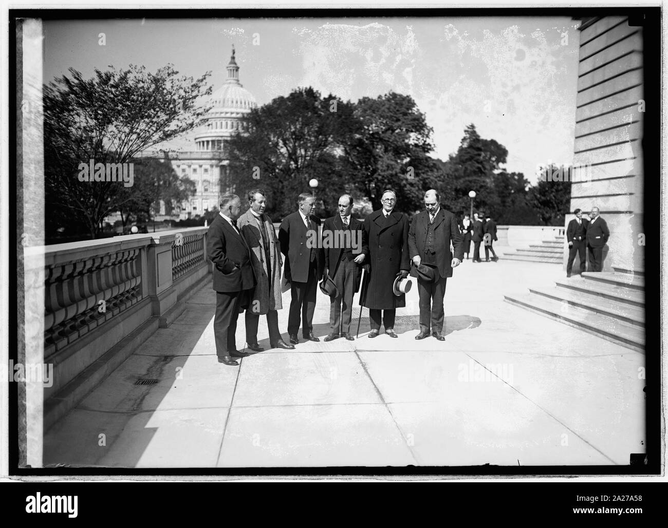 Pou. (5e de gauche) Règles Com., 10/19/21 Banque D'Images