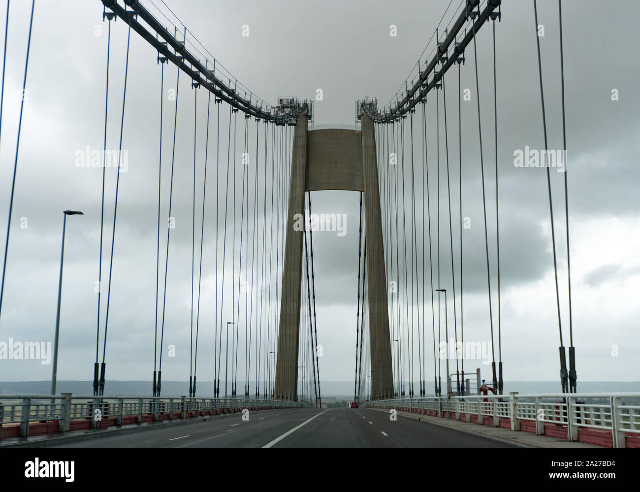 Bolbec, Seine-Maritime / France - 15 août 2019 - vue horizontale du pont suspendu de Tancarville en Normandie en France Banque D'Images