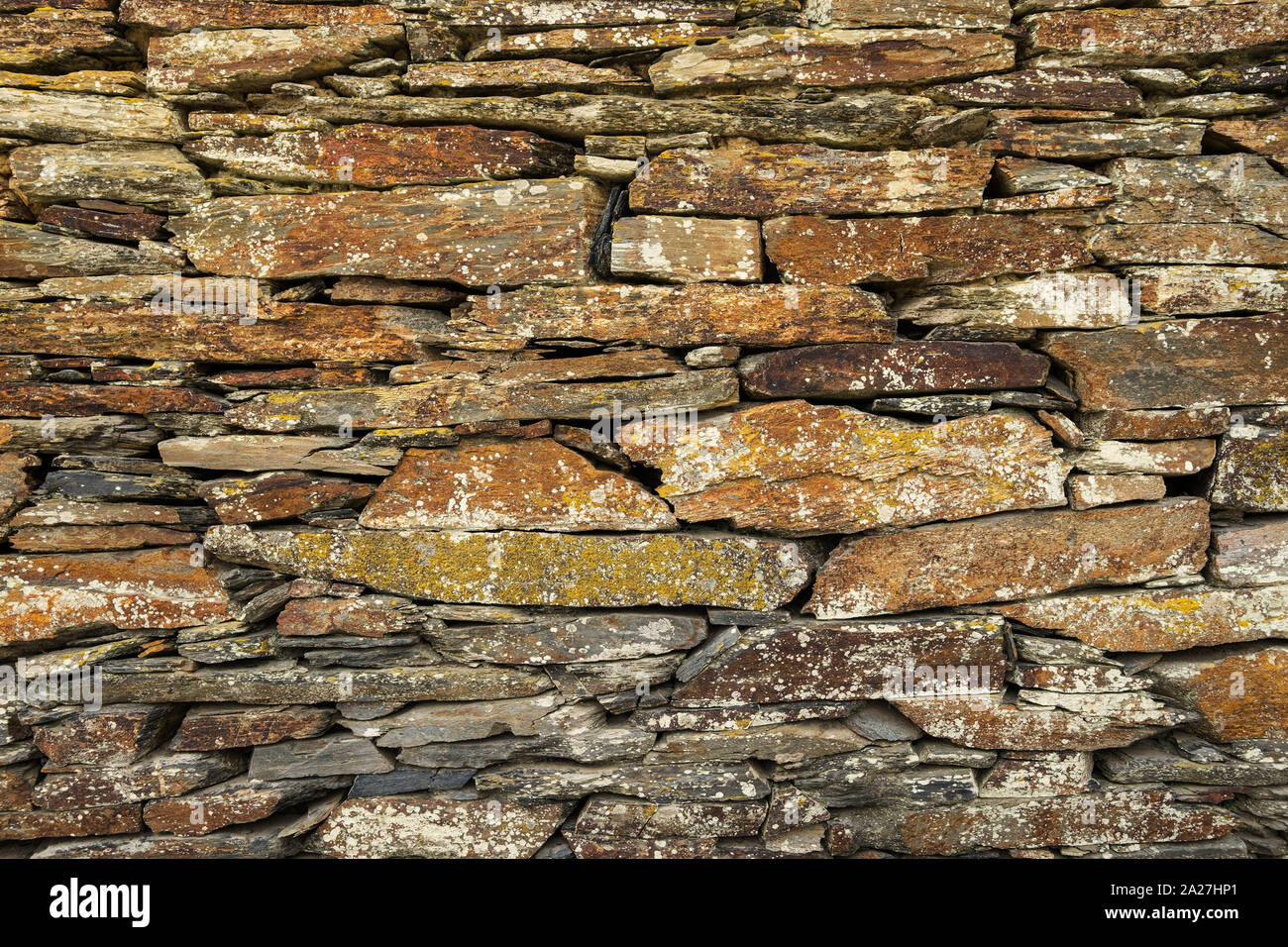 Penafiel, Portugal - 29 septembre 2019 : Quintandona , un village d'architecture singulière et ses bâtiments à l'ardoise, le granit et l'ardoise ston Banque D'Images