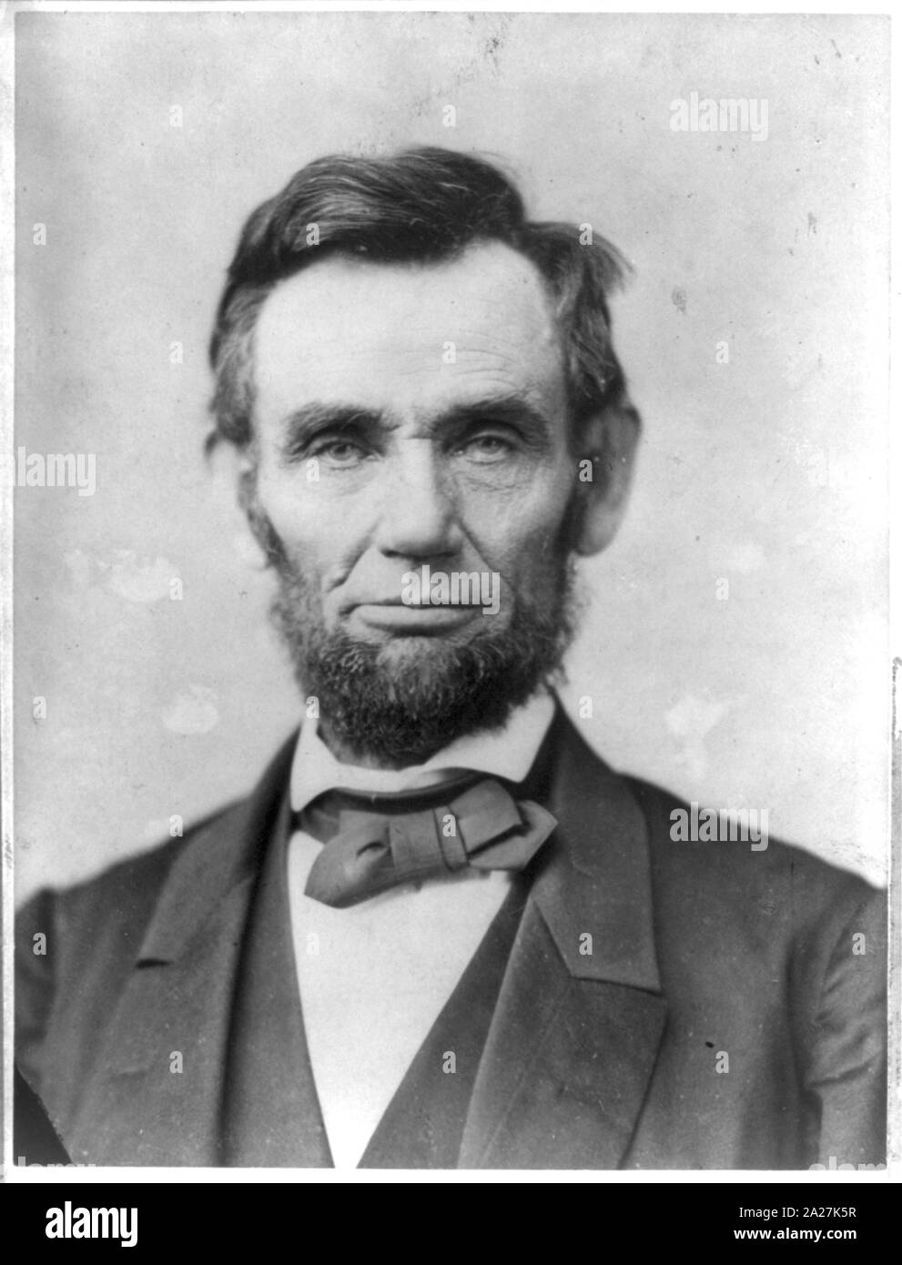 Le président Abraham Lincoln, tête-et-épaules de face, portrait Banque D'Images