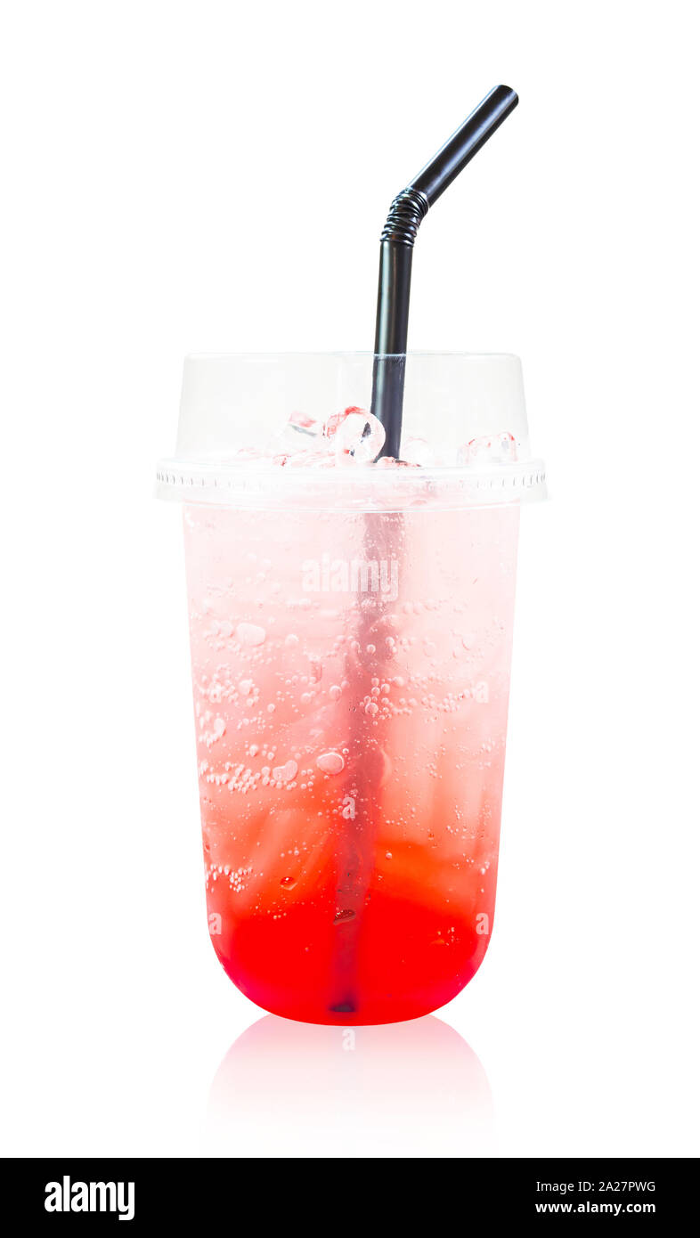 Strawberry soda italien boire dans du verre avec paille isolé sur fond  blanc, sauver chemin de détourage Photo Stock - Alamy