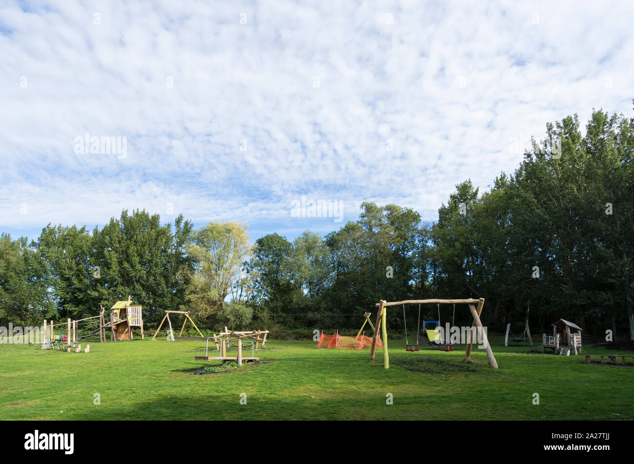Aire de jeux pour enfants pendant la période scolaire Banque D'Images