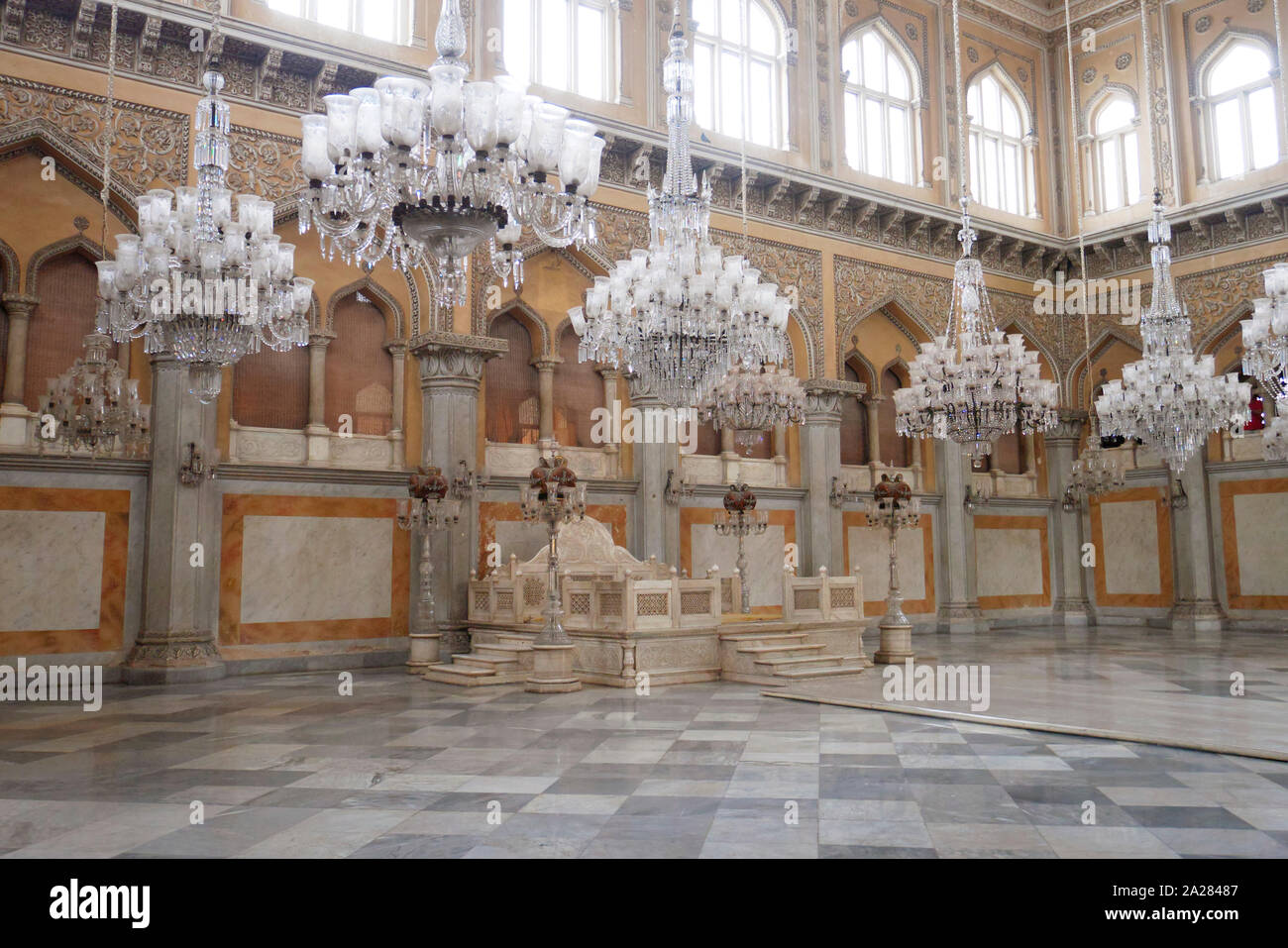 Lustre DE LA SALLE DU DARBAR Chowmahalla PALACE Hyderabad, Inde ...