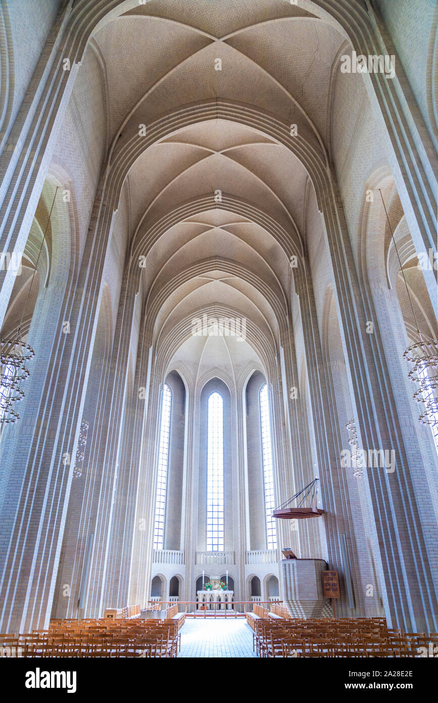 L'intérieur de l'église de Grundtvig Luthern à Copenhague, Danemark. Banque D'Images