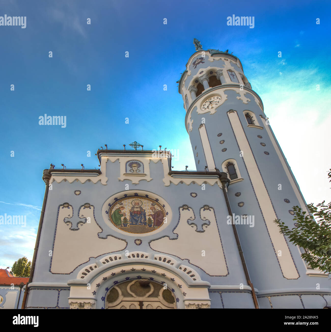 L'église de Sainte Elisabeth à Bratislava communément appelée Église bleu Banque D'Images