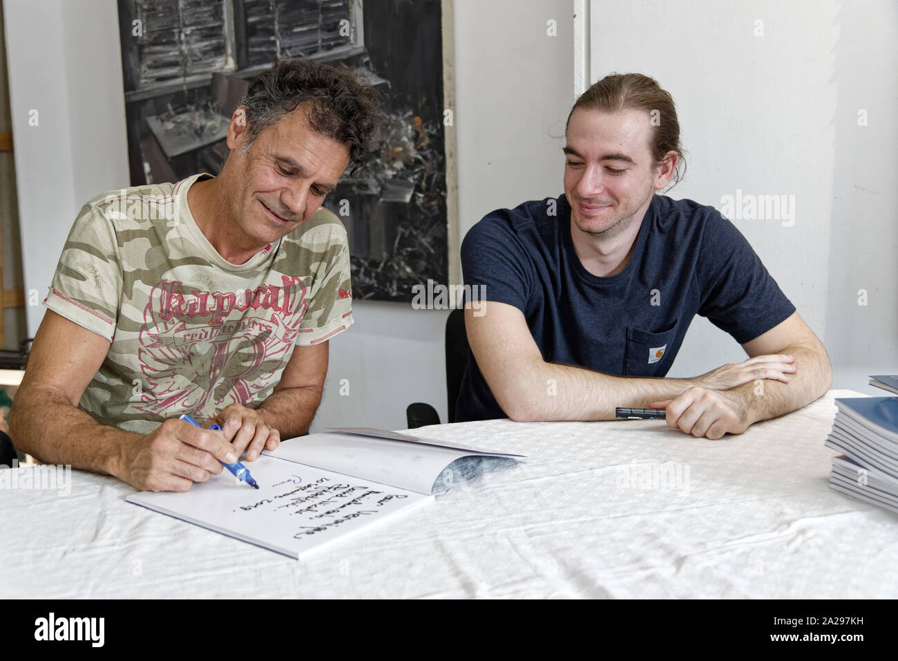 Sete, France.20 Septembre 2019. L'ouverture et l'engagement de David  Nicolas Djordjevic à la galerie Dock Sud à Sète, le 20 septembre 2019 Photo  Stock - Alamy