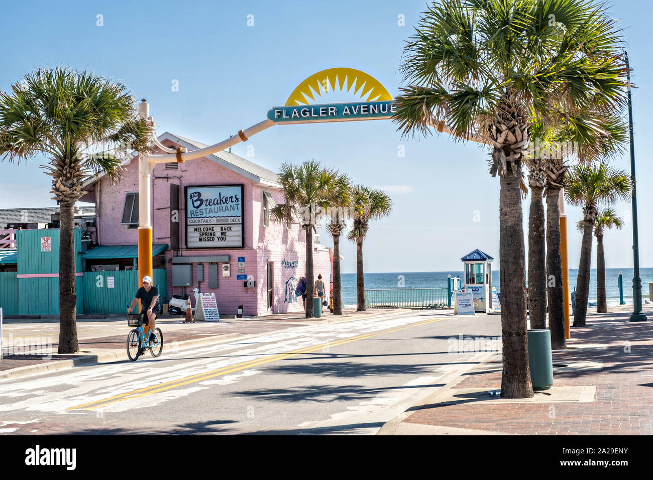 Parc De Vehicules Prives Sur Le Sable Le Long De La Plage De Flagler Avenue A New Smyrna Beach En Floride Photo Stock Alamy Parc De Vehicules Prives Sur Le Sable Le Long De La Plage De Flagler Avenue A New Smyrna Beach En Floride Photo Stock Alamy