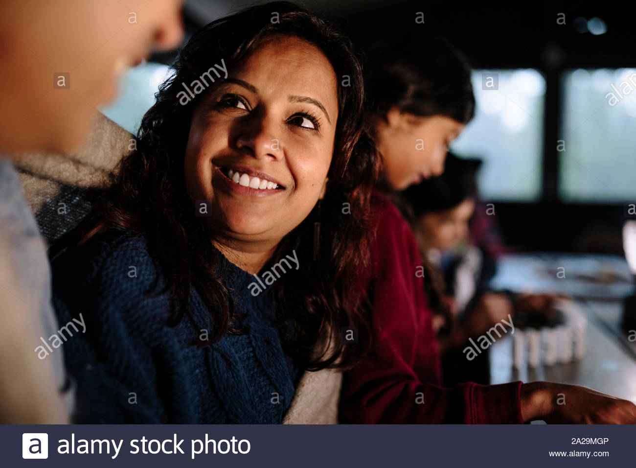 Portrait of Indian woman smiling Banque D'Images