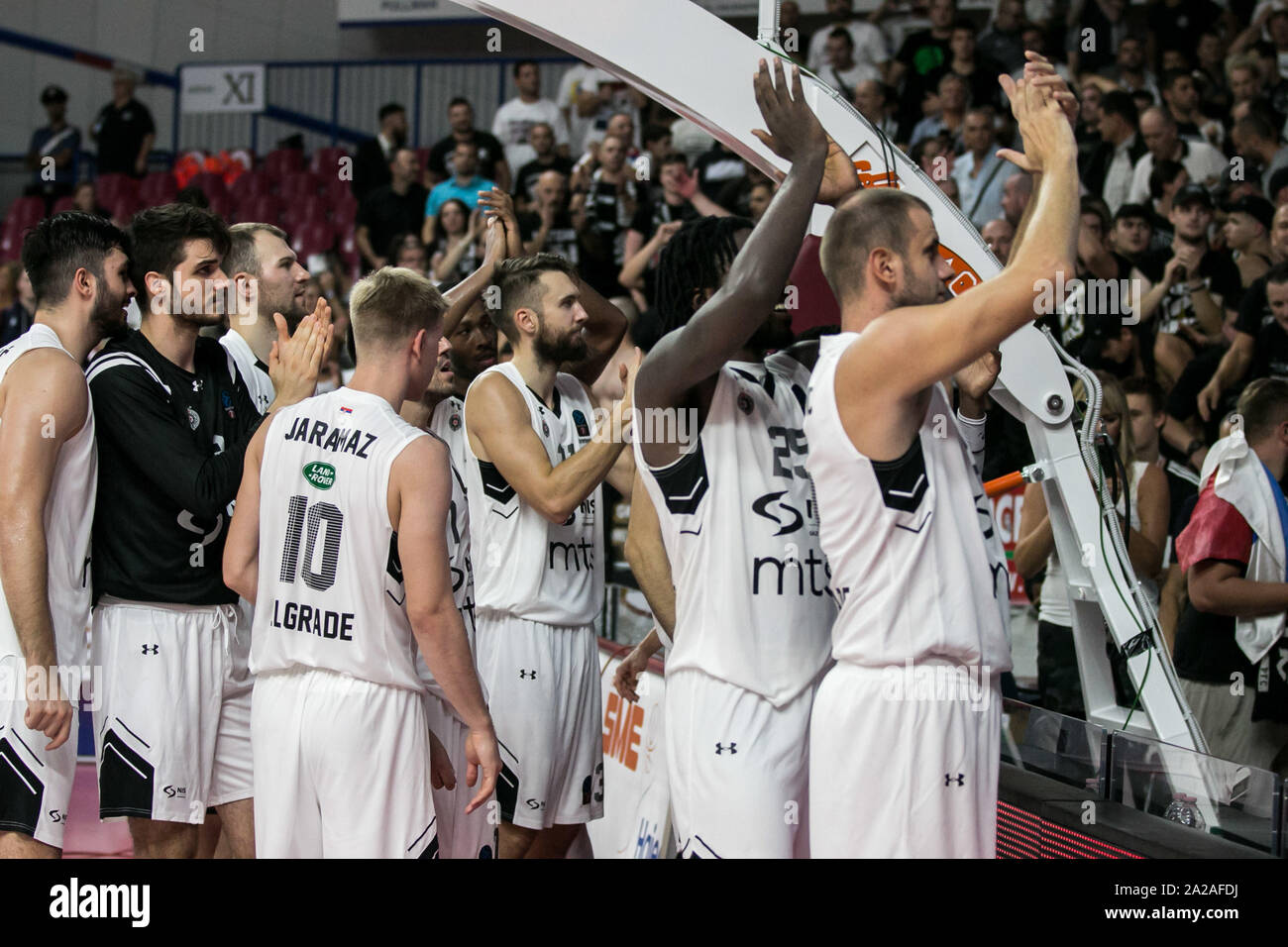 Bonheur de partizan lors d'Umana Venezia Reyer Vs Partizan Belgrade Nis , Favaro Veneto - Venezia - Palazzetto Taliercio, Italie, le 01 Oct 2019, Baske Banque D'Images