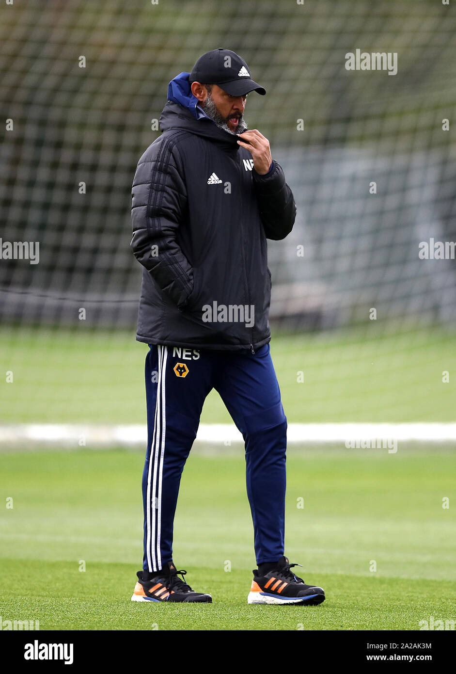 Wolverhampton Wanderers manager Nuno Espirito Santo au cours de la séance de formation au terrain d'entraînement de Jack Hayward, Wolverhampton. Banque D'Images