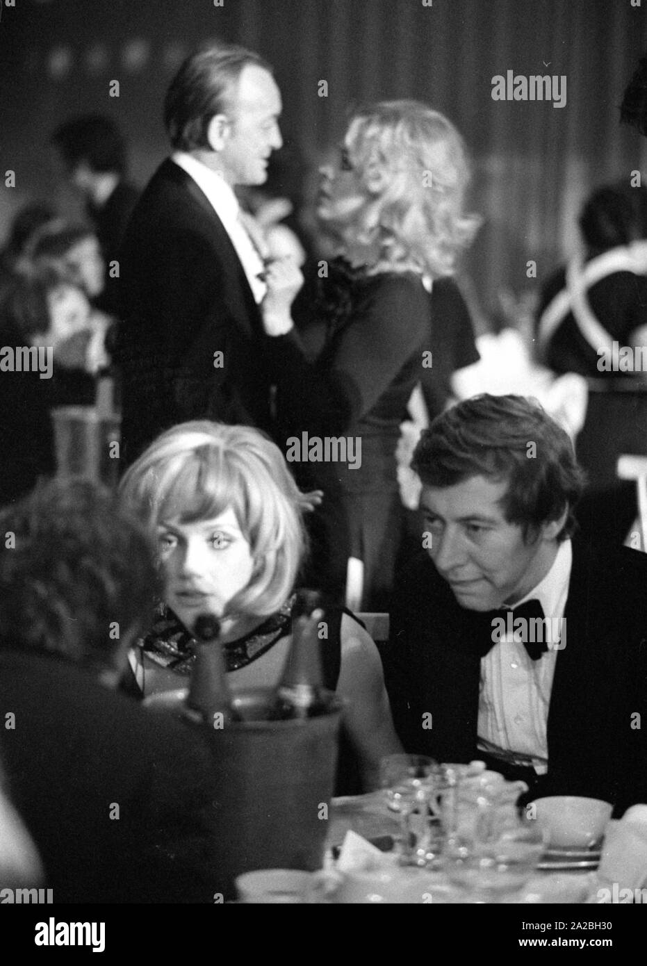 Les Français Serge Gainsbourg au cinéma allemand 1974 balle dans le Bayerischer Hof. Banque D'Images
