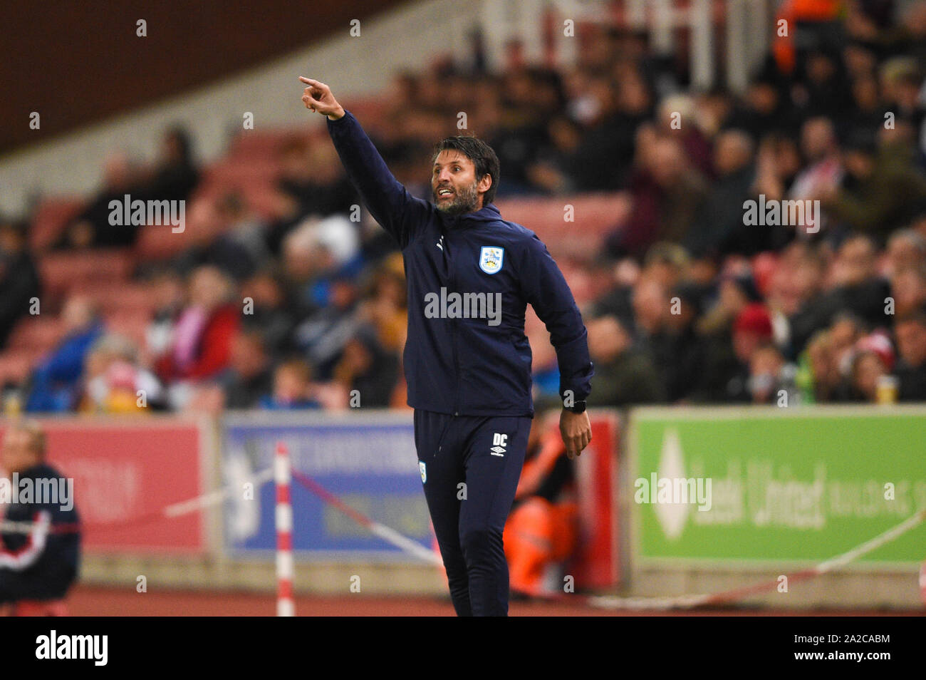 1er octobre 2019, Bet365 Stadium, Stoke-on-Trent, Angleterre ; Sky Bet Championship, Stoke City v Huddersfield Town : Danny Cowley manager de Huddersfield Town cris des lignes latérales Crédit : Richard Long/News Images Banque D'Images