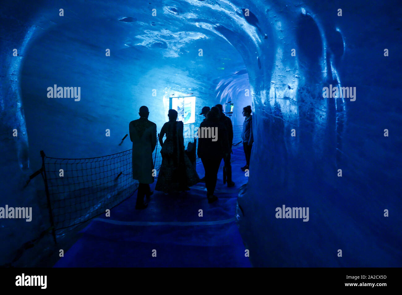 Ice Cave - grotte de glace -, la Mer de Glace, Chamonix-Mont-Blanc, Haute-Savoie, France Banque D'Images