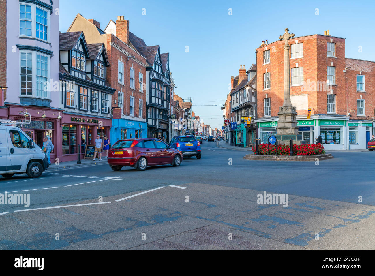 TEWKESBURY, Royaume-Uni - 21 septembre 2019 : Tewkesbury à la jonction fleuve Severn et Avon est une ville de marché dans le Gloucestershire, Angleterre Banque D'Images