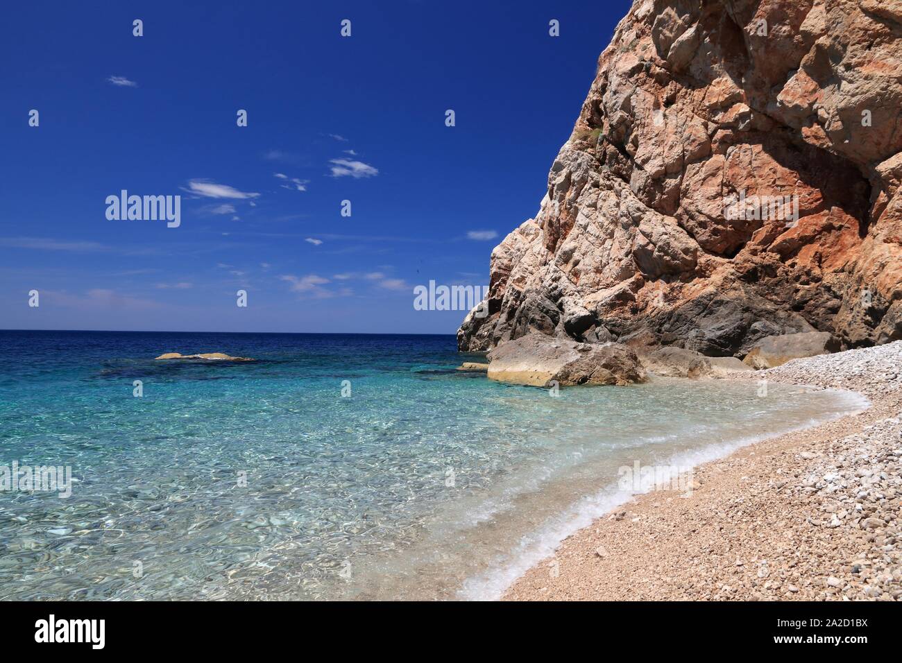 Paysage de la Croatie. Dalmatie côte Adriatique. Pasjaca beach à Konavle falaises ci-dessous. Banque D'Images