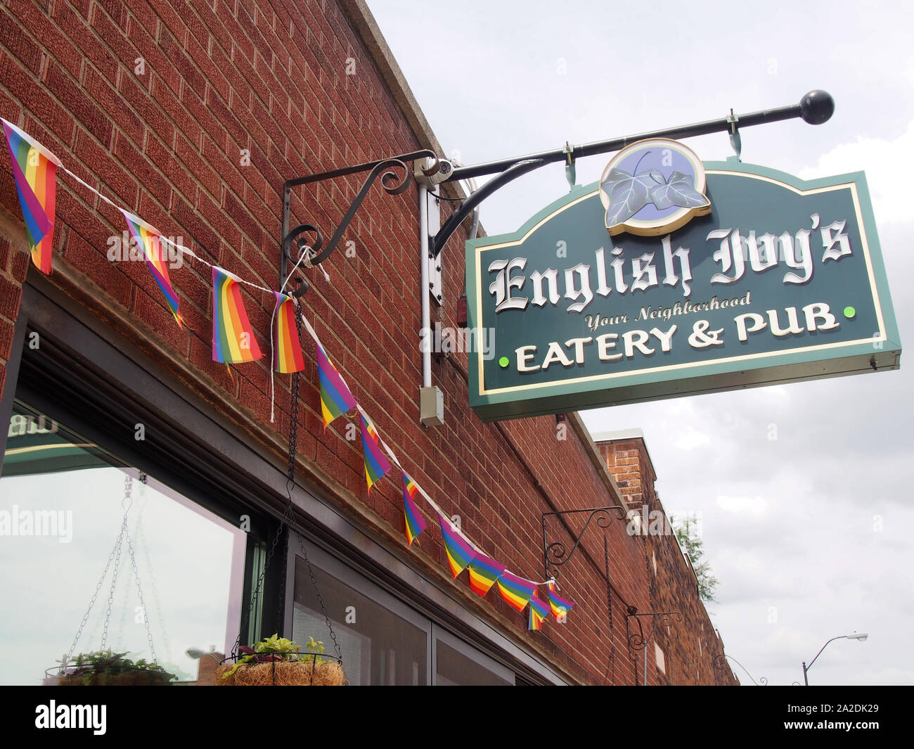 Vue extérieure de l'anglais Ivy's Pub & Eatery, Indianapolis, Indiana, USA, le 26 juillet 2019, © Katharine Andriotis Banque D'Images