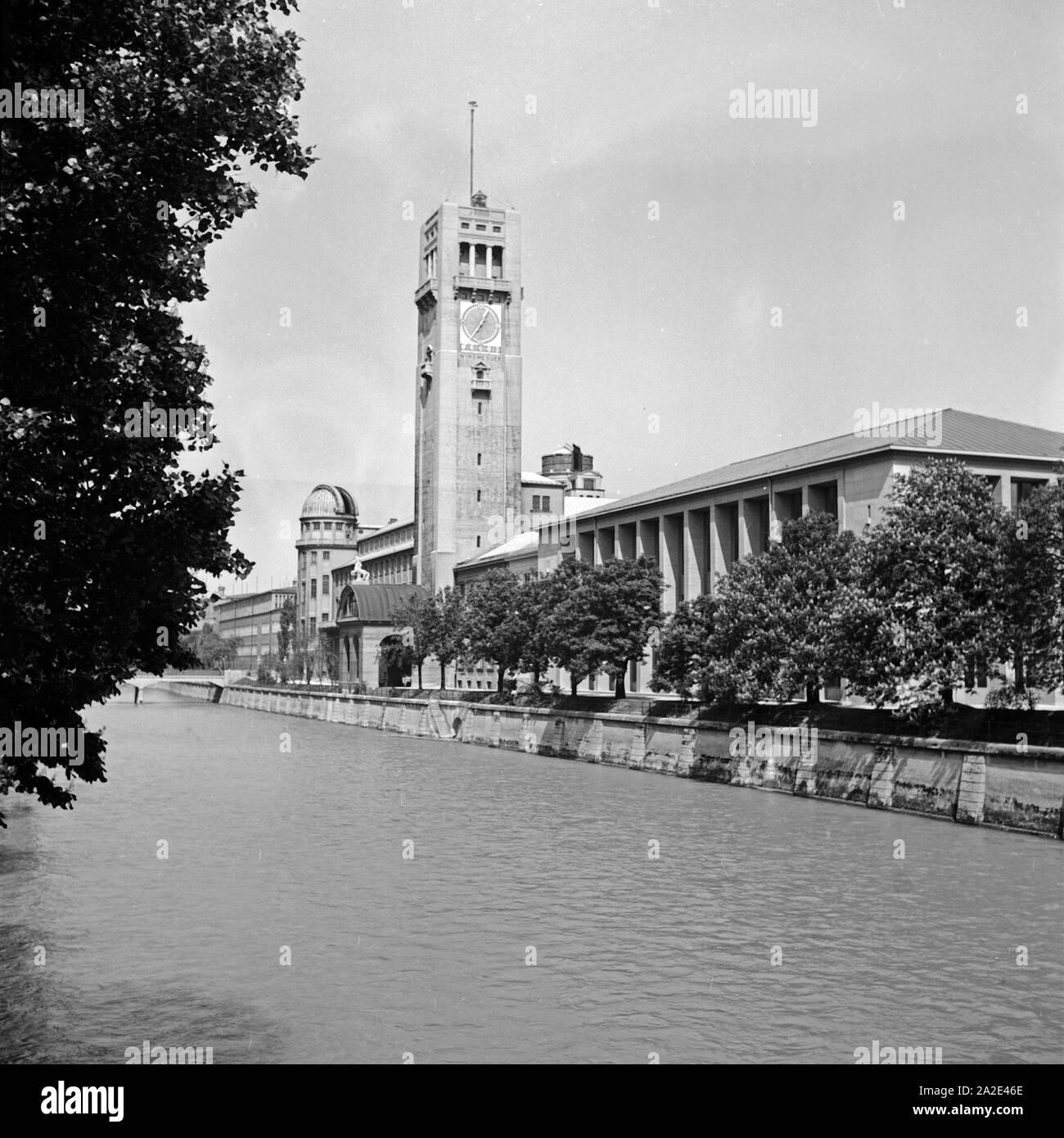 Das Deutsche Museum auf der Museumsinsel à München, Deutschland 1930er Jahre. Le Musée Allemand à Munich, Allemagne 1930. Banque D'Images