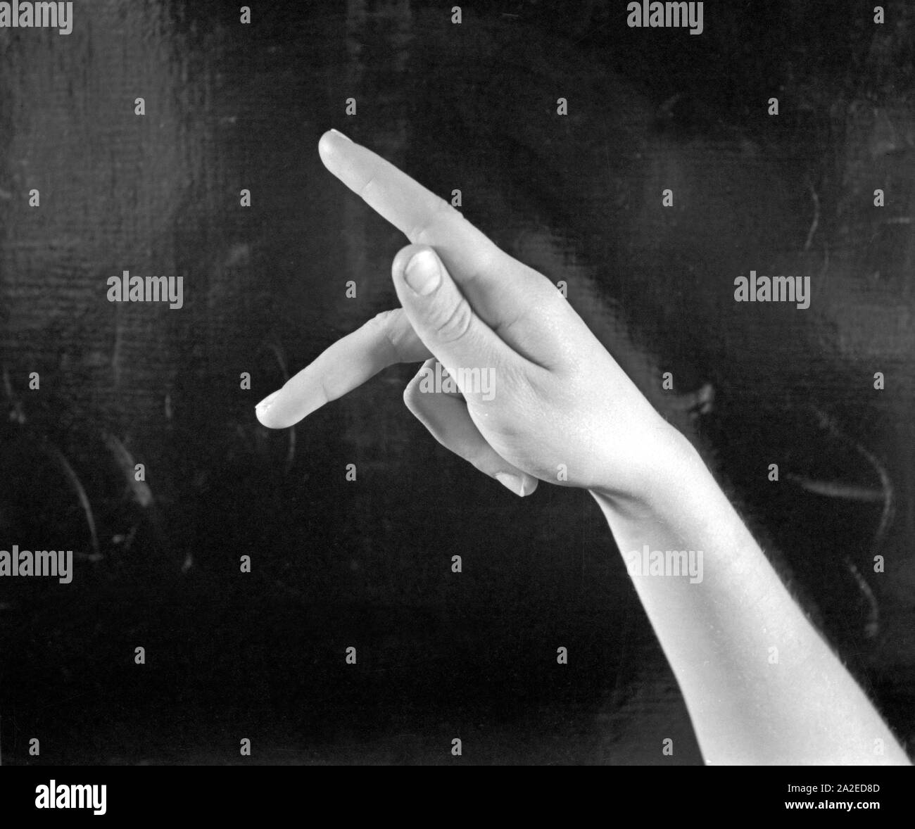 Der Buchstabe dans Fingersprache P der. Lettre P dans l'alphabet de doigt. Banque D'Images